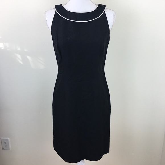 LOFT Dresses & Skirts - Loft Black and White Scoop Neck Linen Dress, 4P